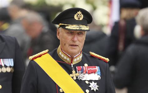 Norway’s 86-year-old king tests positive for COVID-19 and has mild symptoms